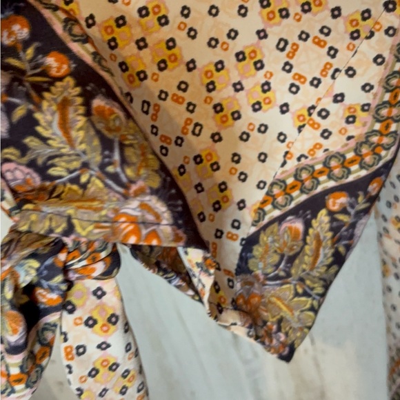 Bebop Knotted sleeves shoulder Beige Pink  + Floral Flower Dress Size 3X - Picture 12 of 16